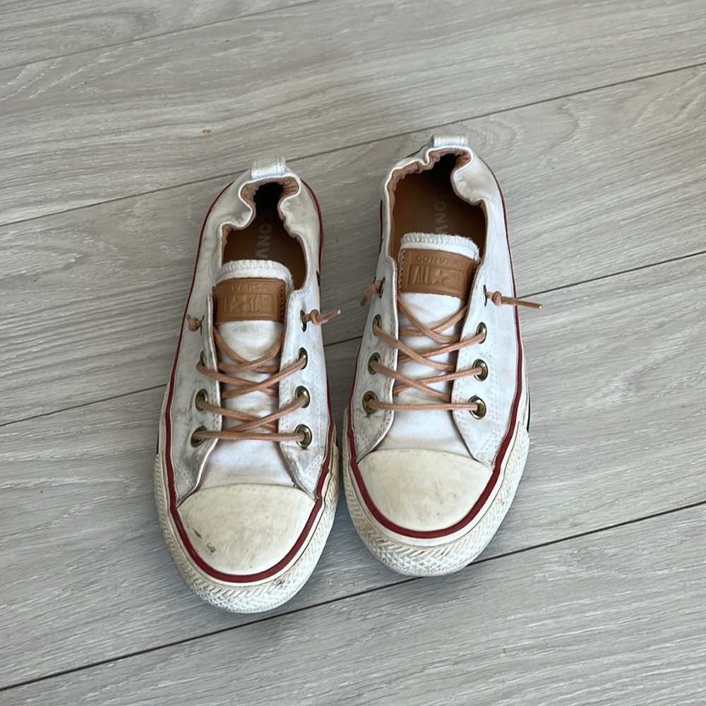 White converse s weakens